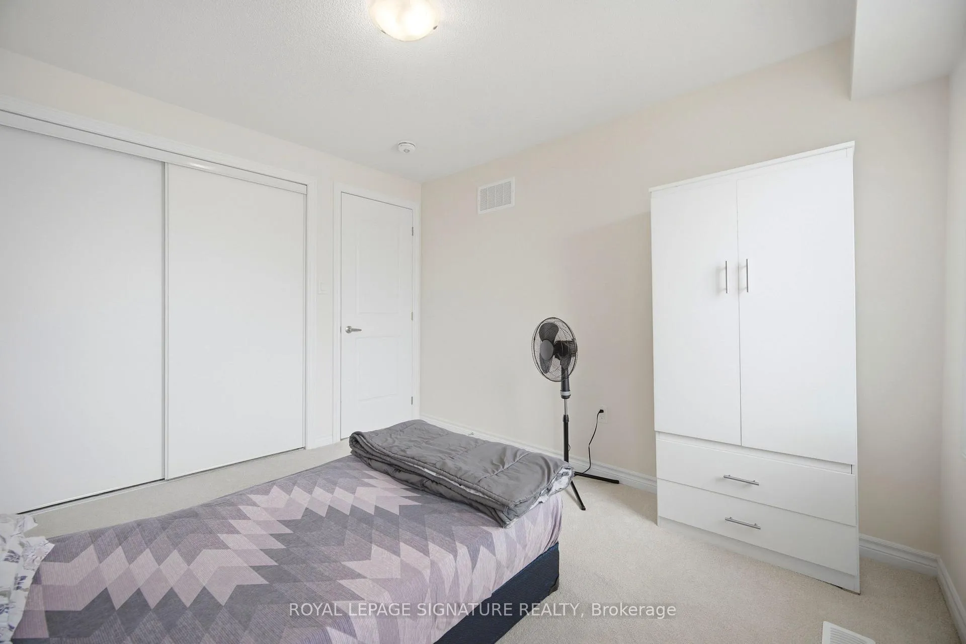 Photo 32 of 165 Gear Avenue N, Erin — HOMEH