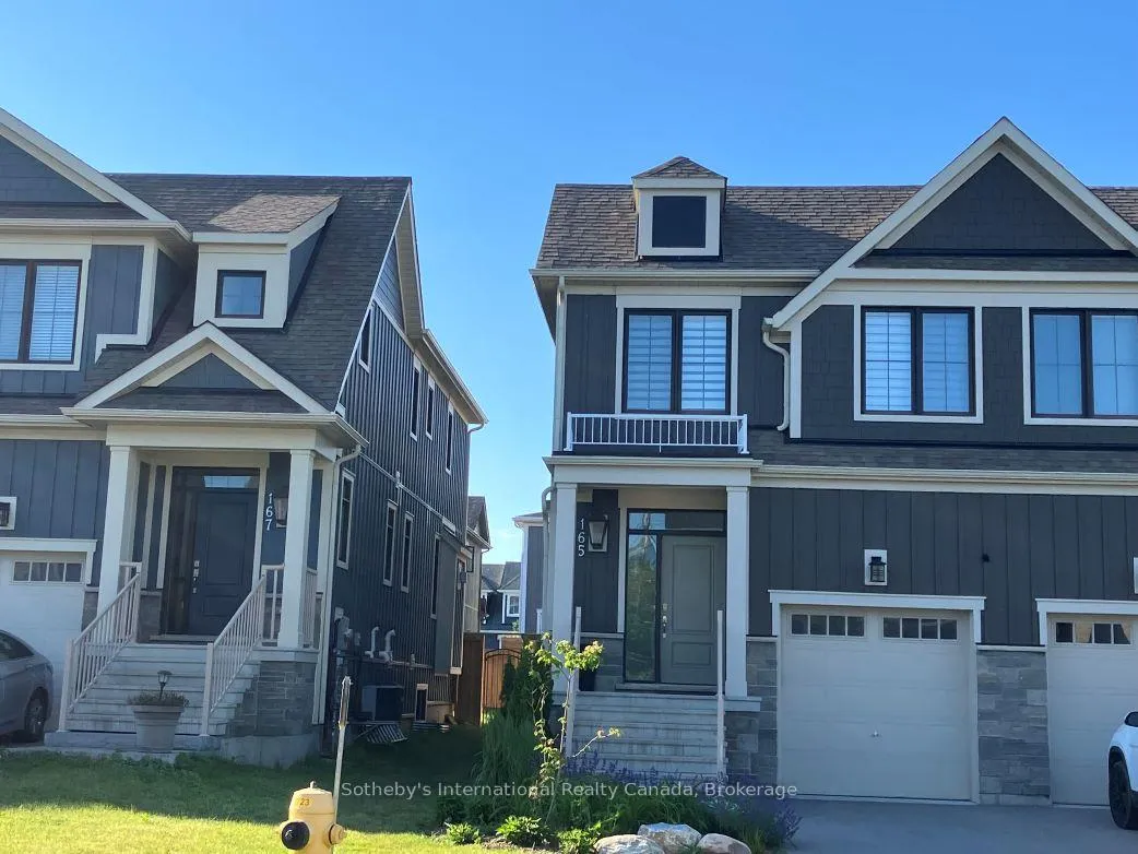 Photo 1 of 165 Yellow Birch Crescent, Blue Mountains — HOMEH