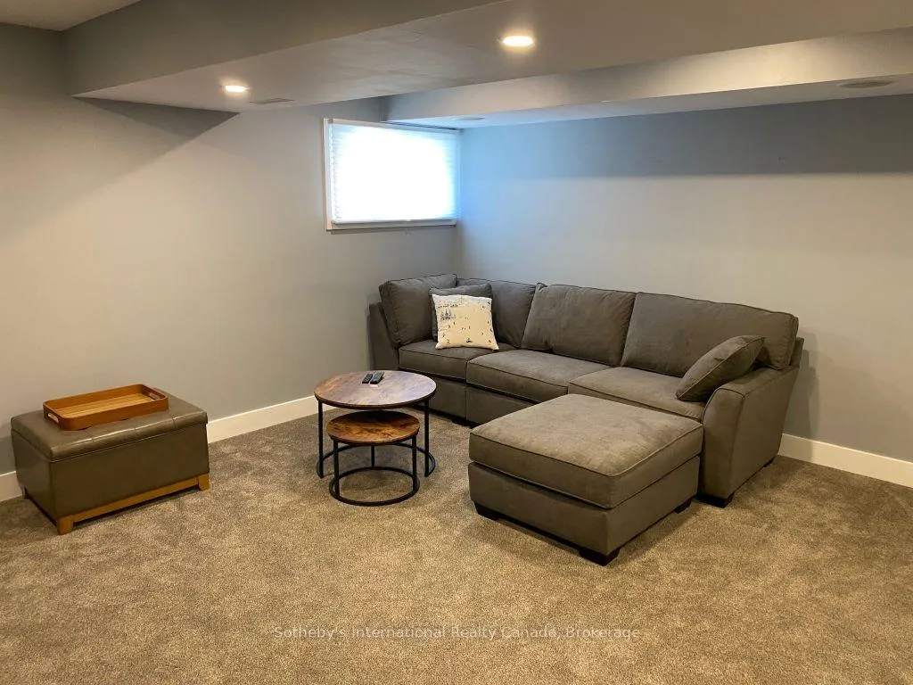 Photo 14 of 165 Yellow Birch Crescent, Blue Mountains — HOMEH