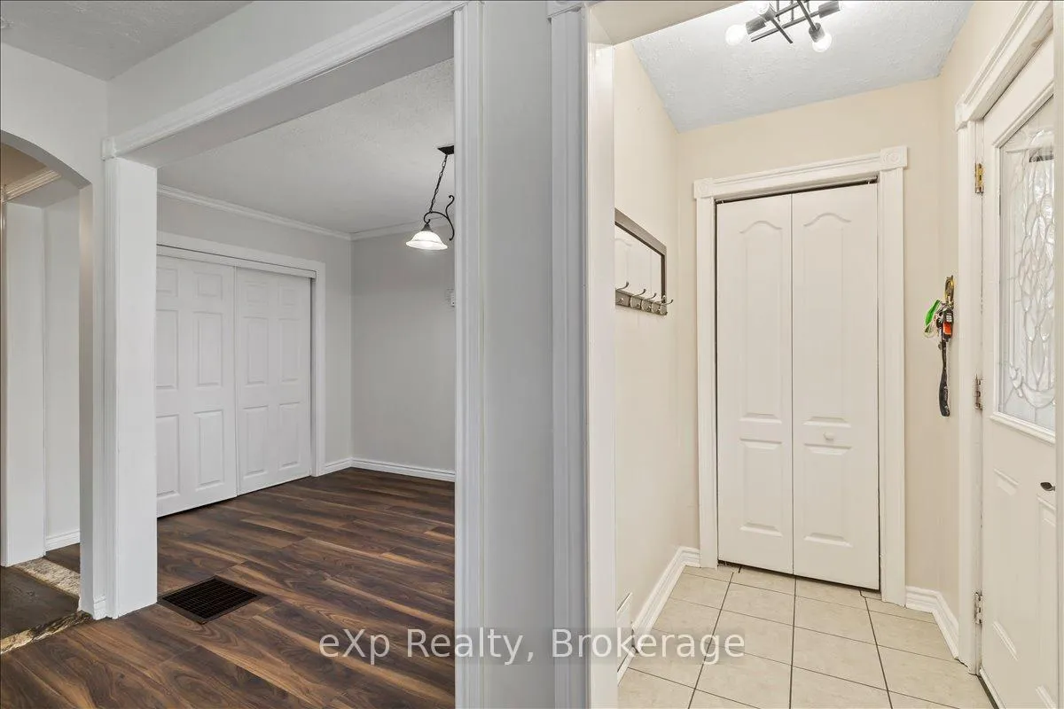 Photo 5 of 496 Main Street E, Southgate — HOMEH