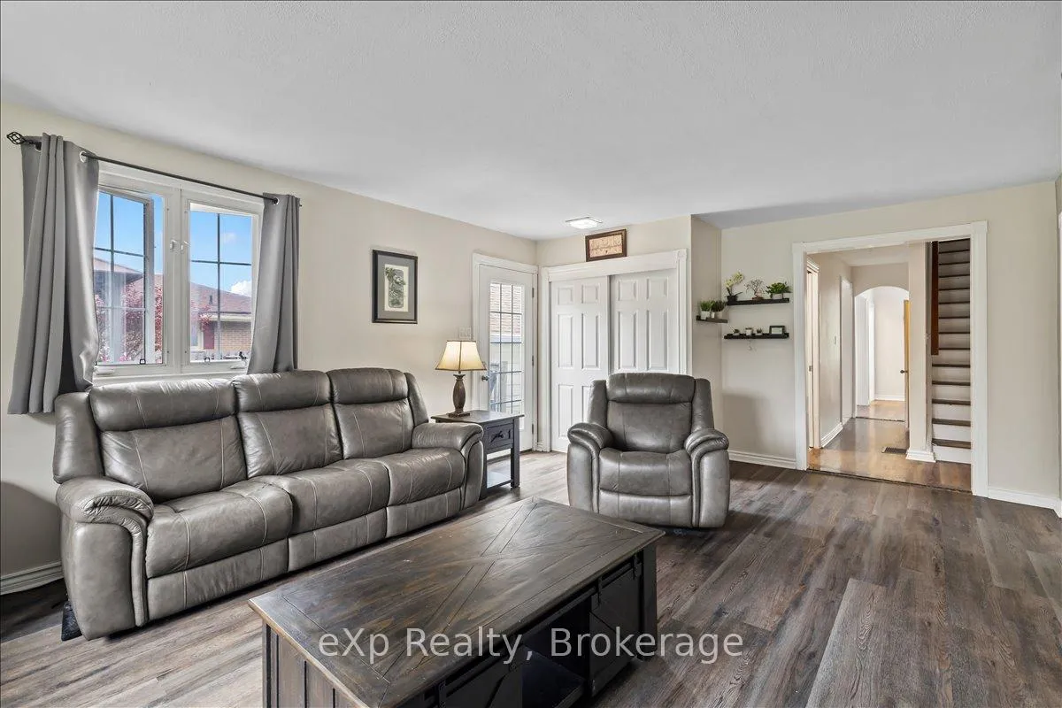 Photo 9 of 496 Main Street E, Southgate — HOMEH