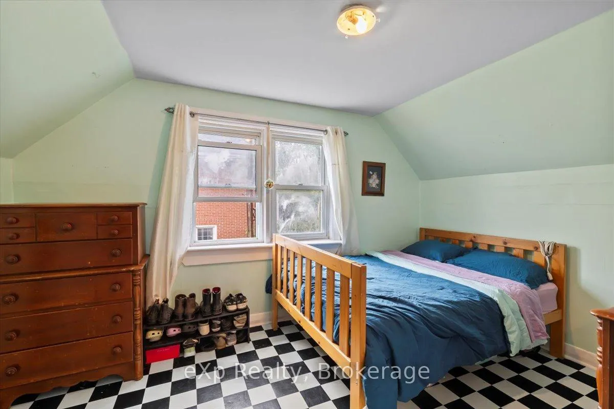 Photo 14 of 496 Main Street E, Southgate — HOMEH