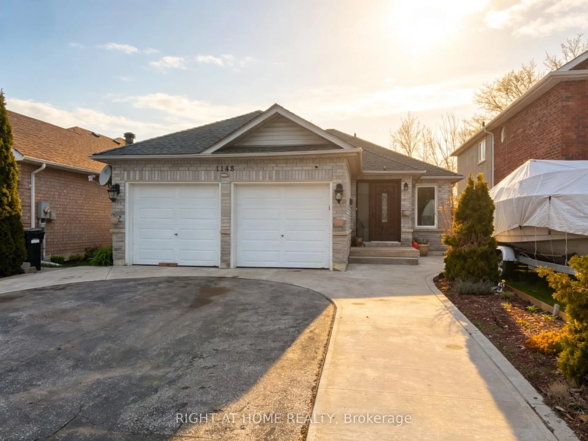 Photo 2 of 1148 Leslie Drive, Innisfil, Alcona — HOMEH