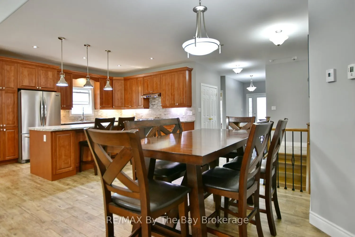 Photo 19 of 37 Wesley Avenue, Wasaga Beach — HOMEH