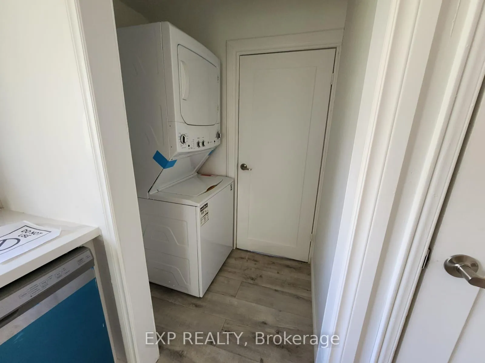 Photo 9 of 32 Niagara Street, Brantford — HOMEH