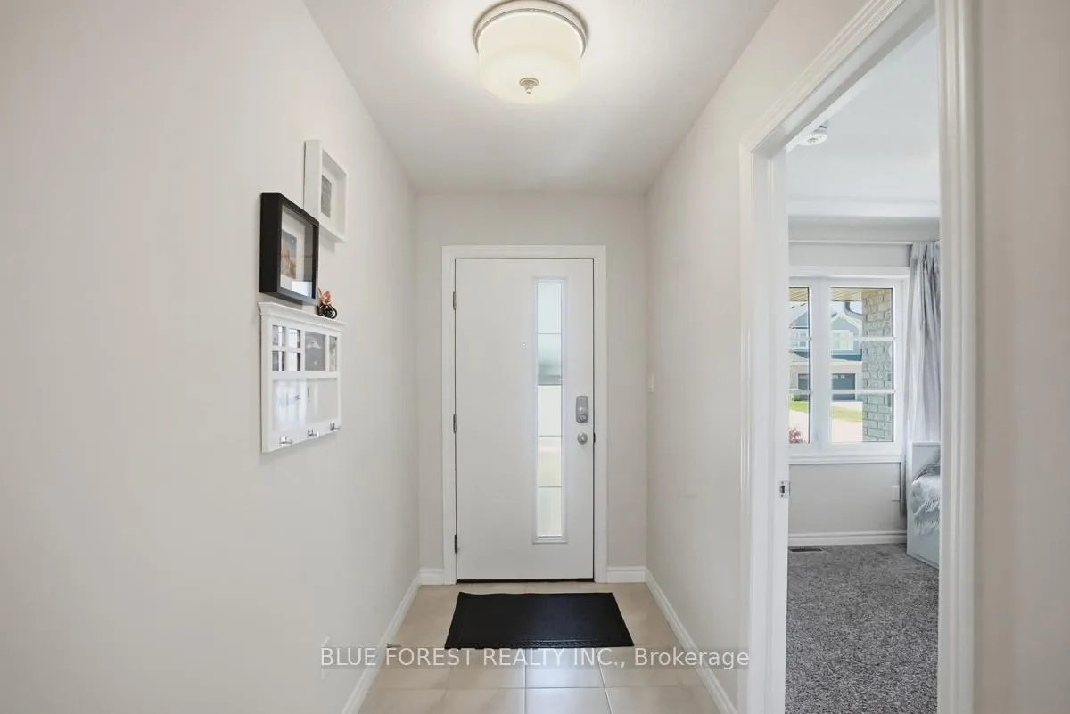 Photo 4 of 62 Blairmont Terrace, St. Thomas — HOMEH