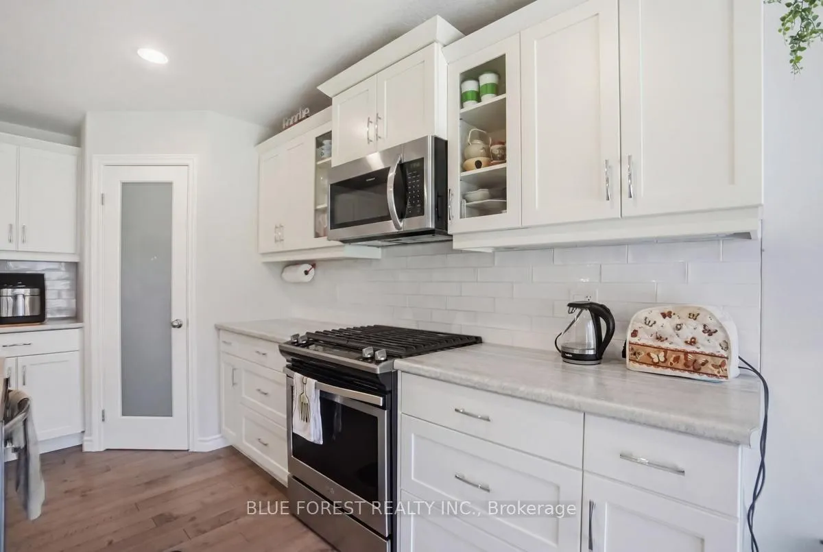 Photo 12 of 62 Blairmont Terrace, St. Thomas — HOMEH