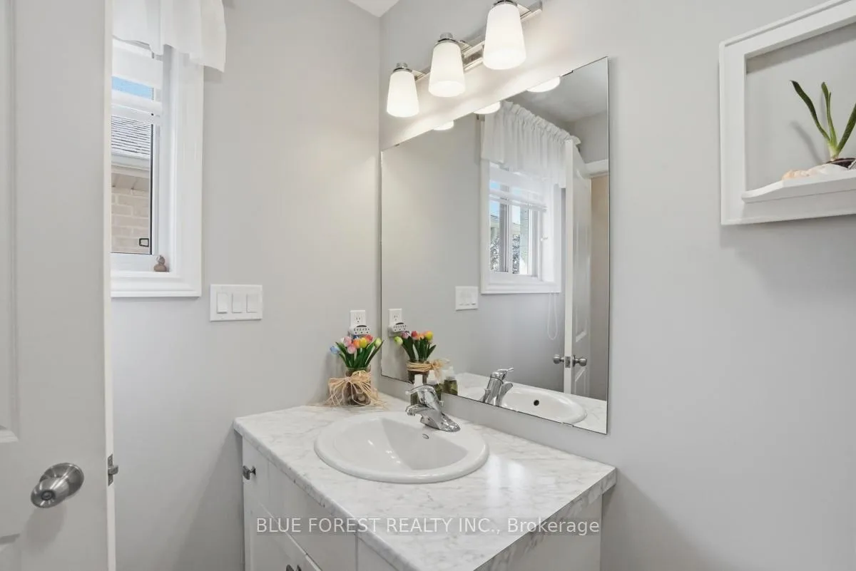 Photo 16 of 62 Blairmont Terrace, St. Thomas — HOMEH
