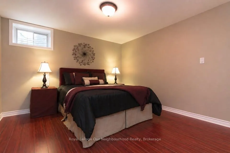 Photo 4 of 900 Sommerville Terrace, Milton, Beaty — HOMEH