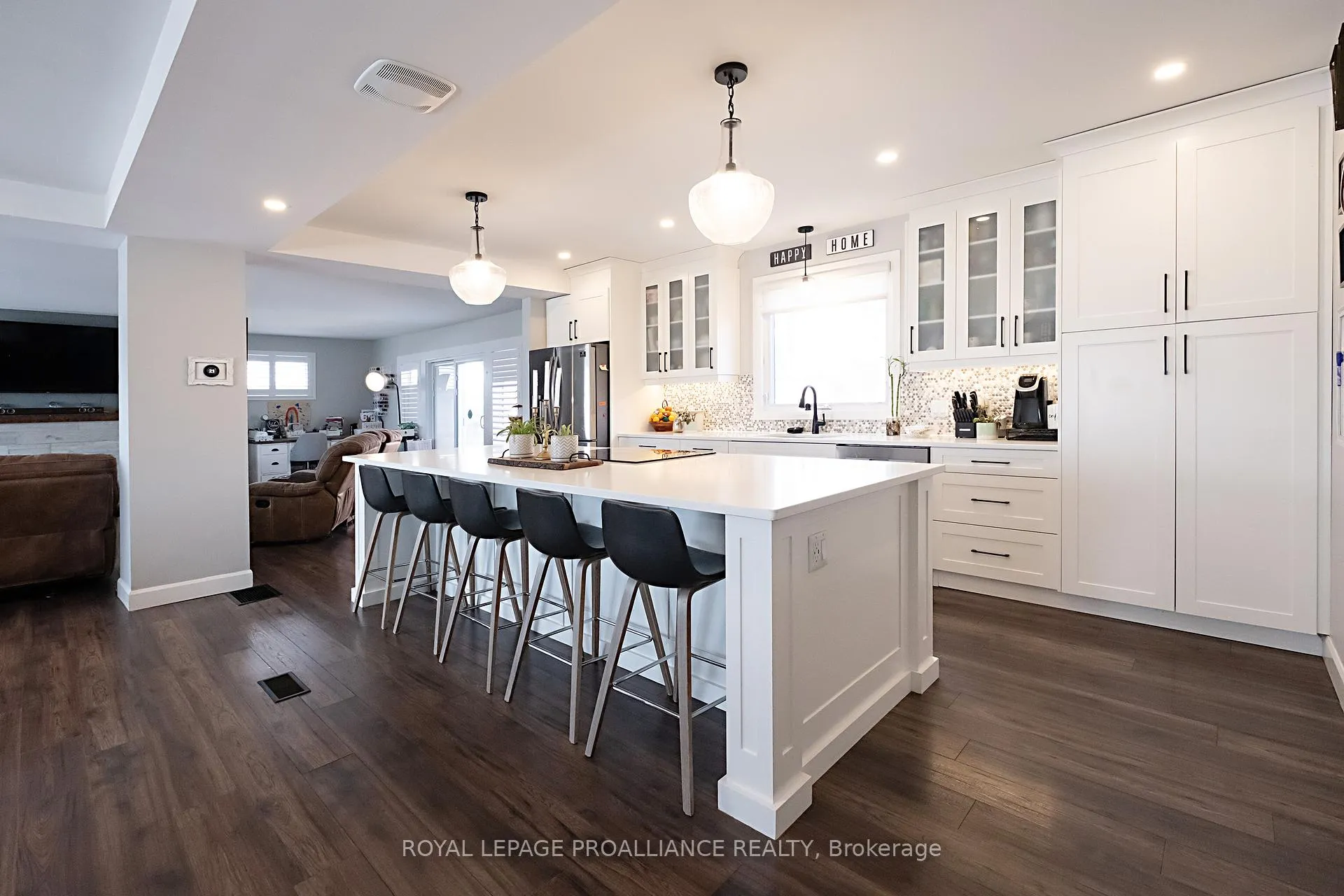 Photo 11 of 306 Dundas Street W, Quinte West, Trenton Ward — HOMEH