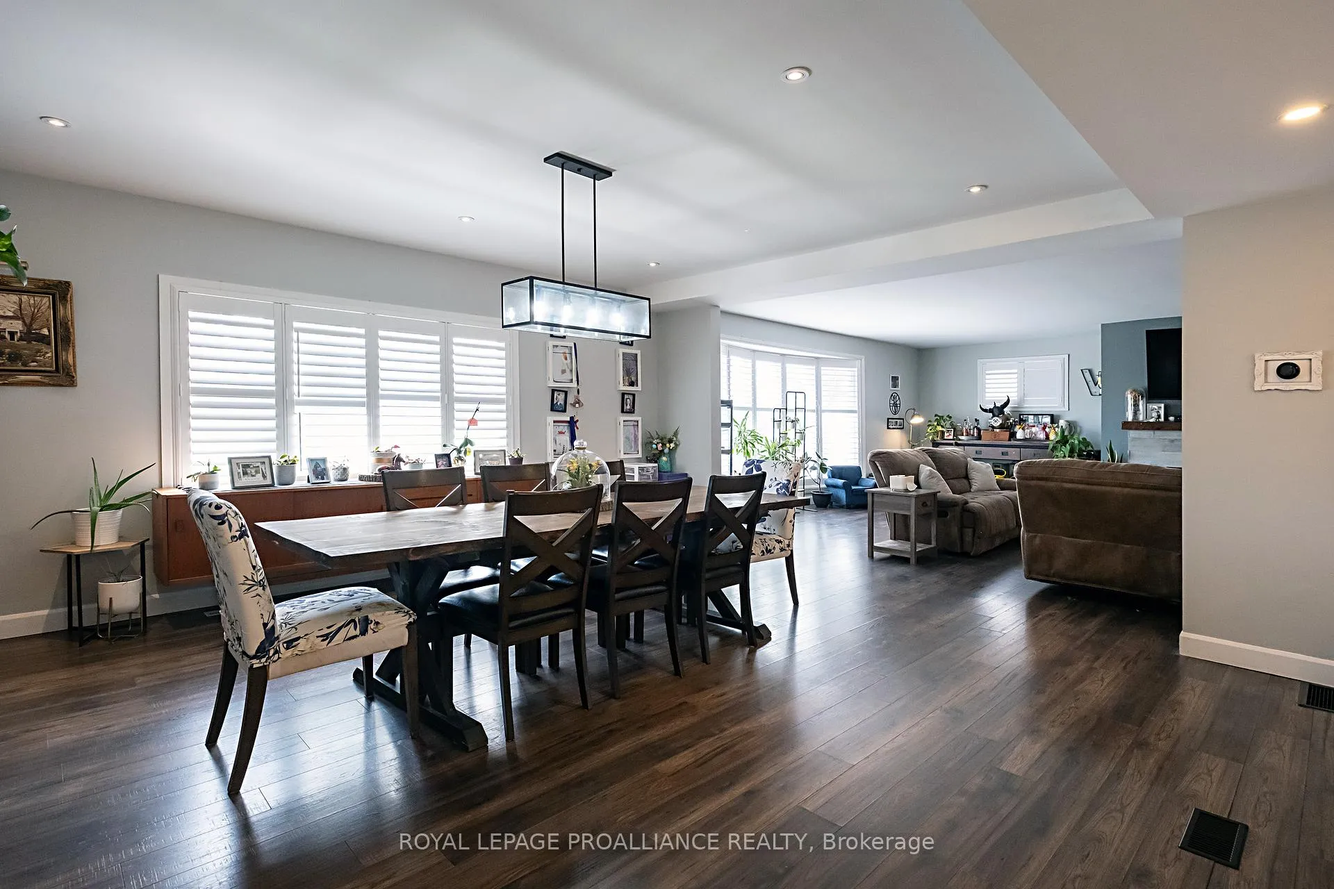 Photo 16 of 306 Dundas Street W, Quinte West, Trenton Ward — HOMEH