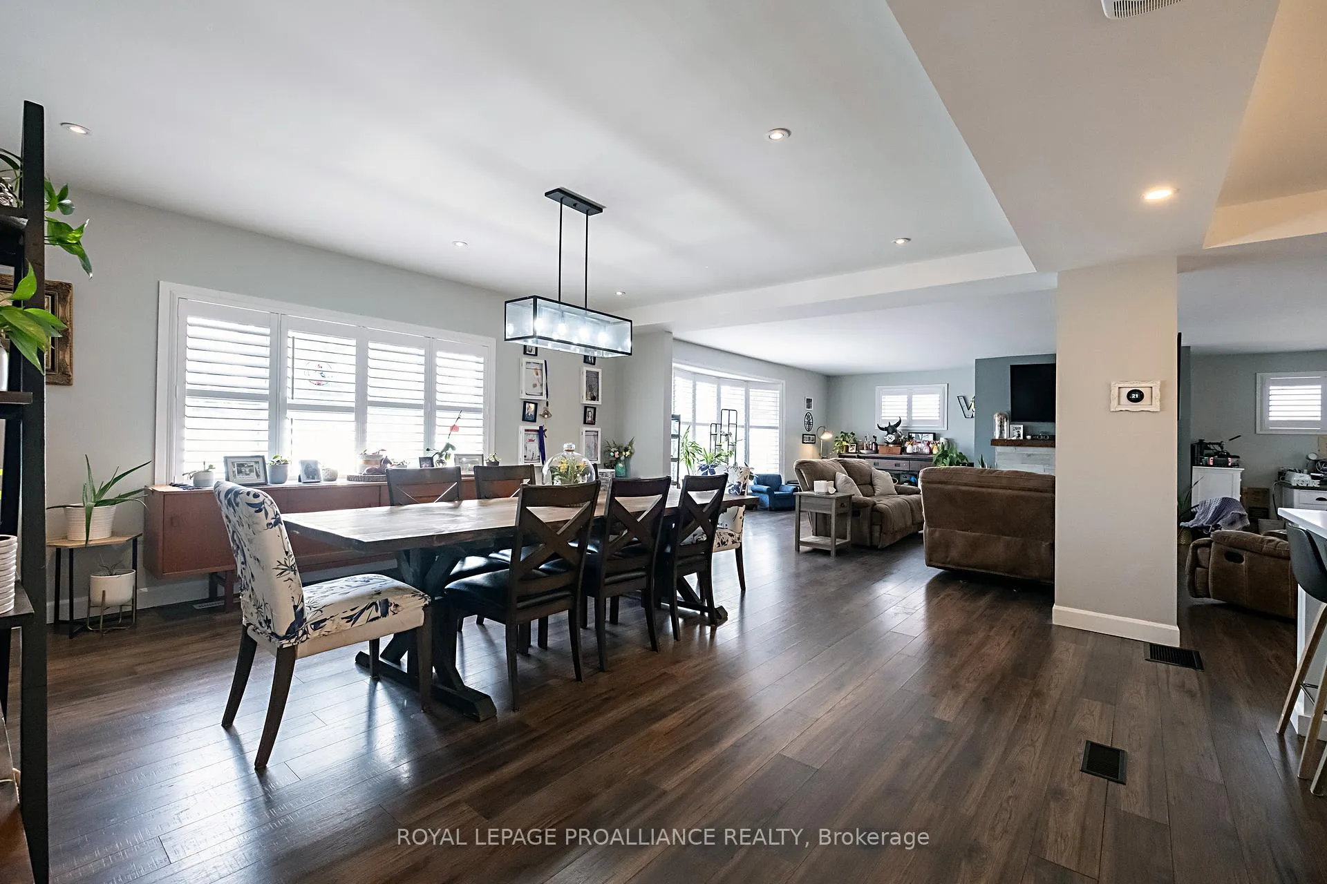 Photo 18 of 306 Dundas Street W, Quinte West, Trenton Ward — HOMEH