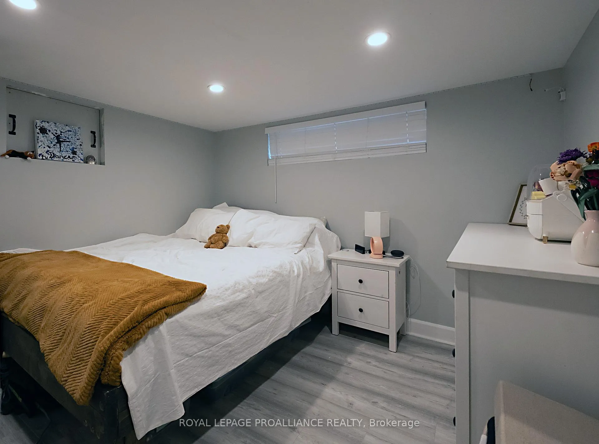 Photo 31 of 306 Dundas Street W, Quinte West, Trenton Ward — HOMEH