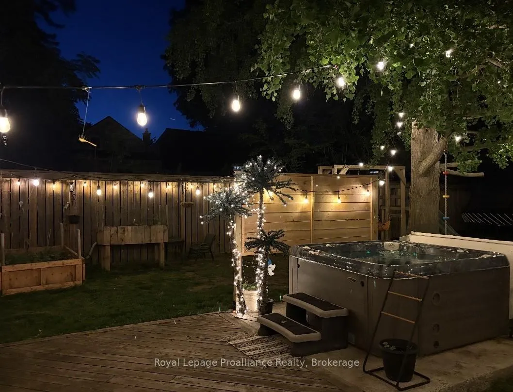 Photo 38 of 306 Dundas Street W, Quinte West, Trenton Ward — HOMEH