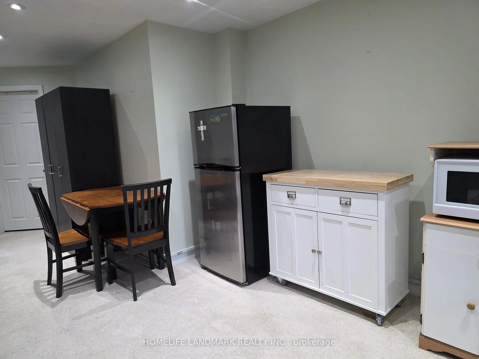Photo 5 of 1160 Windgrove Square, Pickering, Liverpool — HOMEH