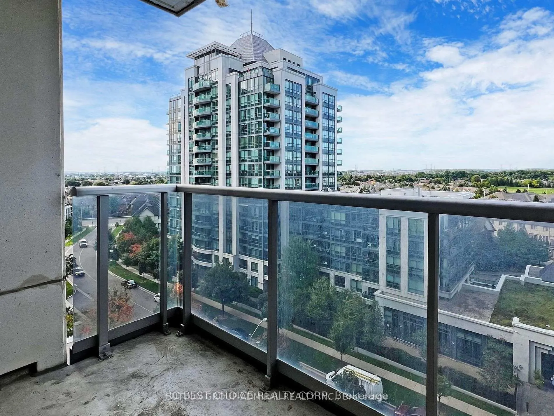 Photo 7 of Unit 911, 50 Disera Drive, Vaughan, Beverley Glen — HOMEH