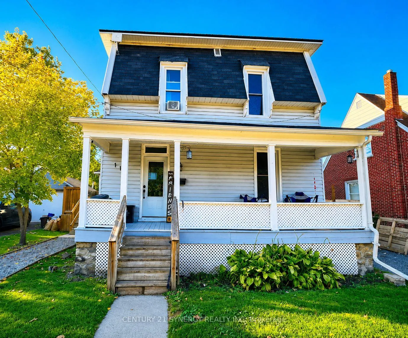 Photo 31 of 114 Main Street E, Smiths Falls — HOMEH