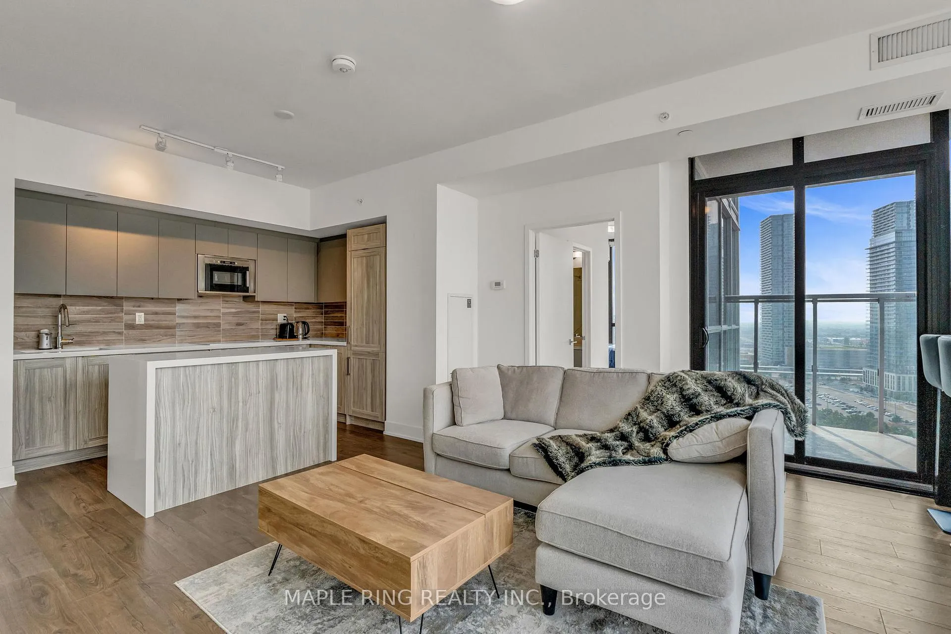 Photo 3 of Unit 1807, 2916 Highway 7 Road, Vaughan, Concord — HOMEH