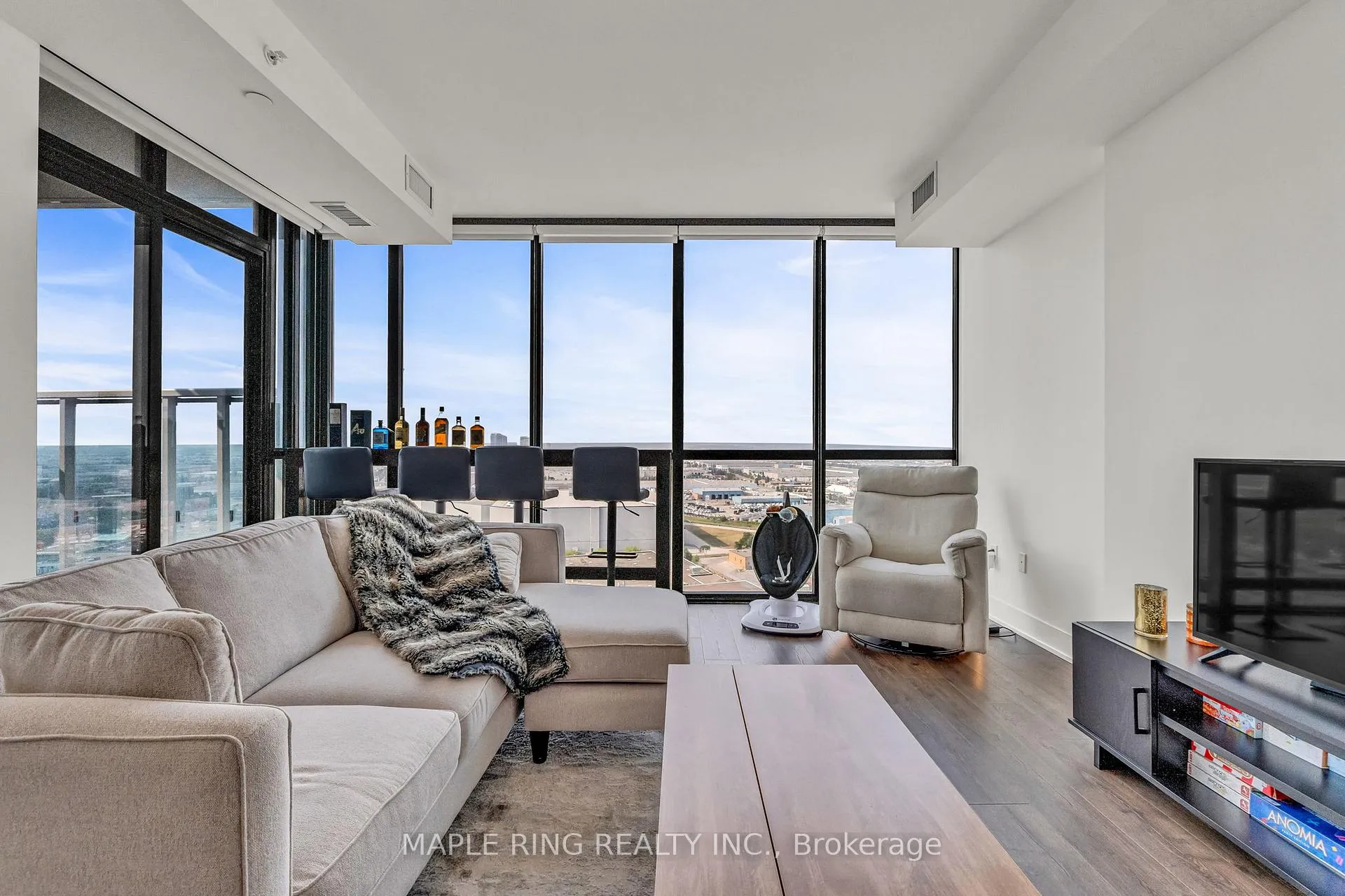 Photo 7 of Unit 1807, 2916 Highway 7 Road, Vaughan, Concord — HOMEH