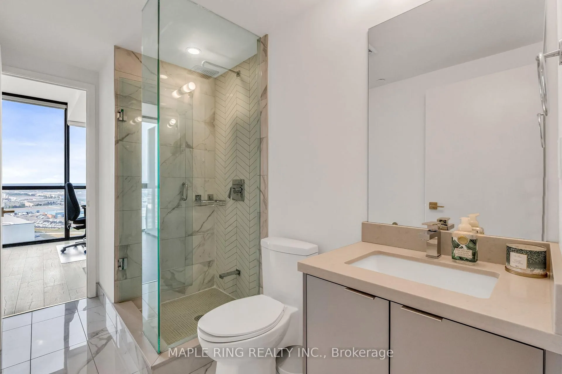 Photo 36 of Unit 1807, 2916 Highway 7 Road, Vaughan, Concord — HOMEH