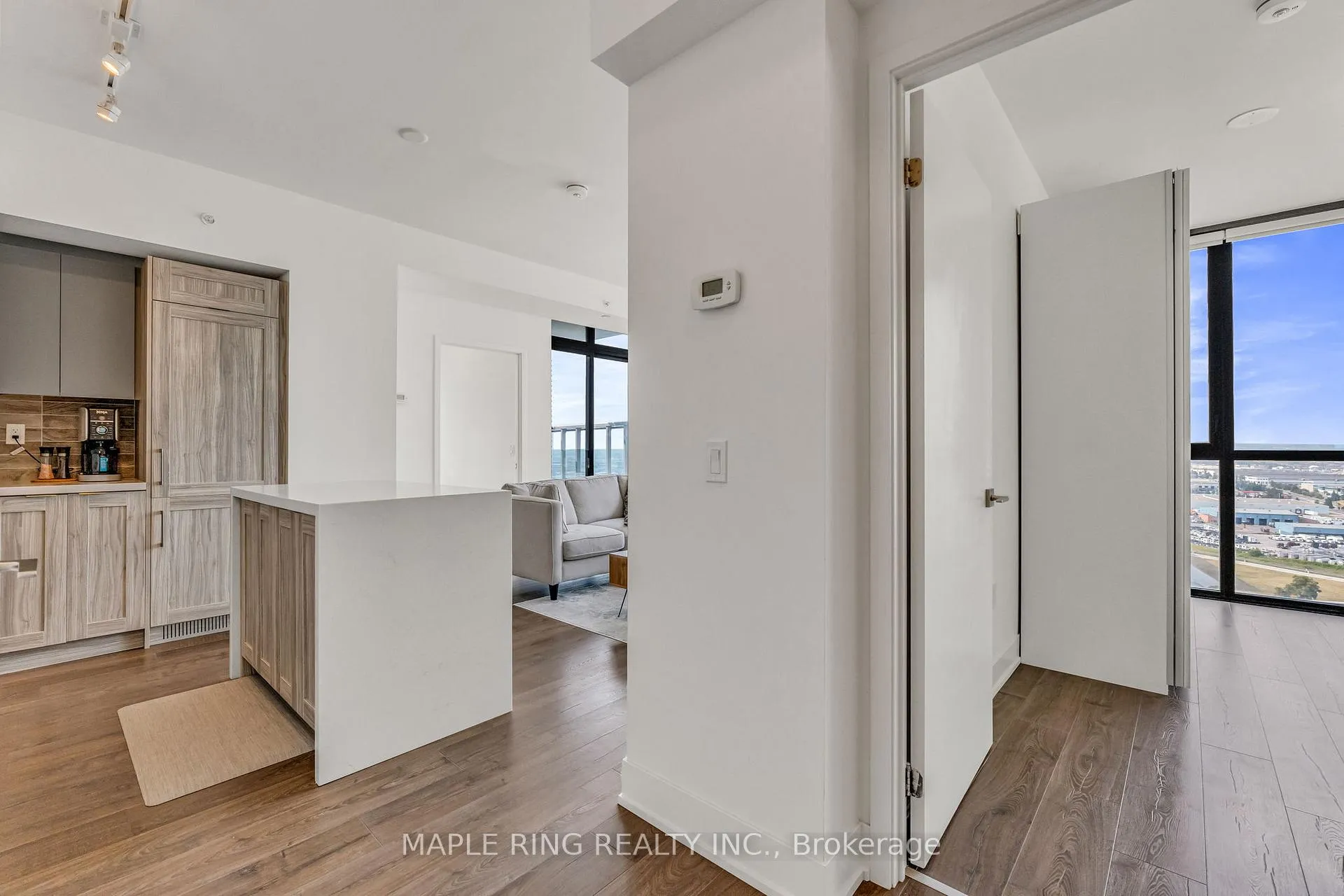 Photo 39 of Unit 1807, 2916 Highway 7 Road, Vaughan, Concord — HOMEH