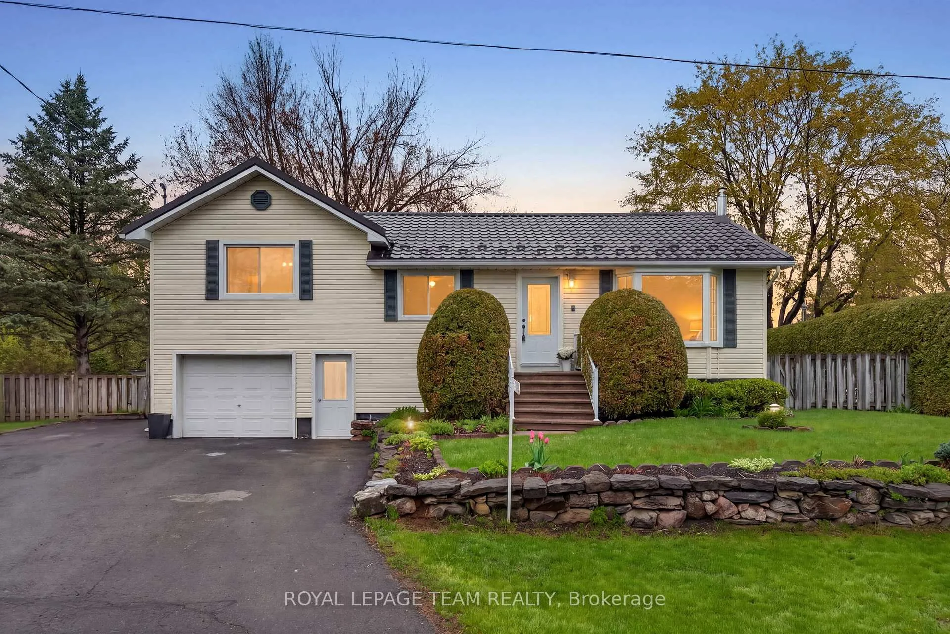 Photo 1 of 1509 Mayrene Crescent, Ottawa, Greely — HOMEH
