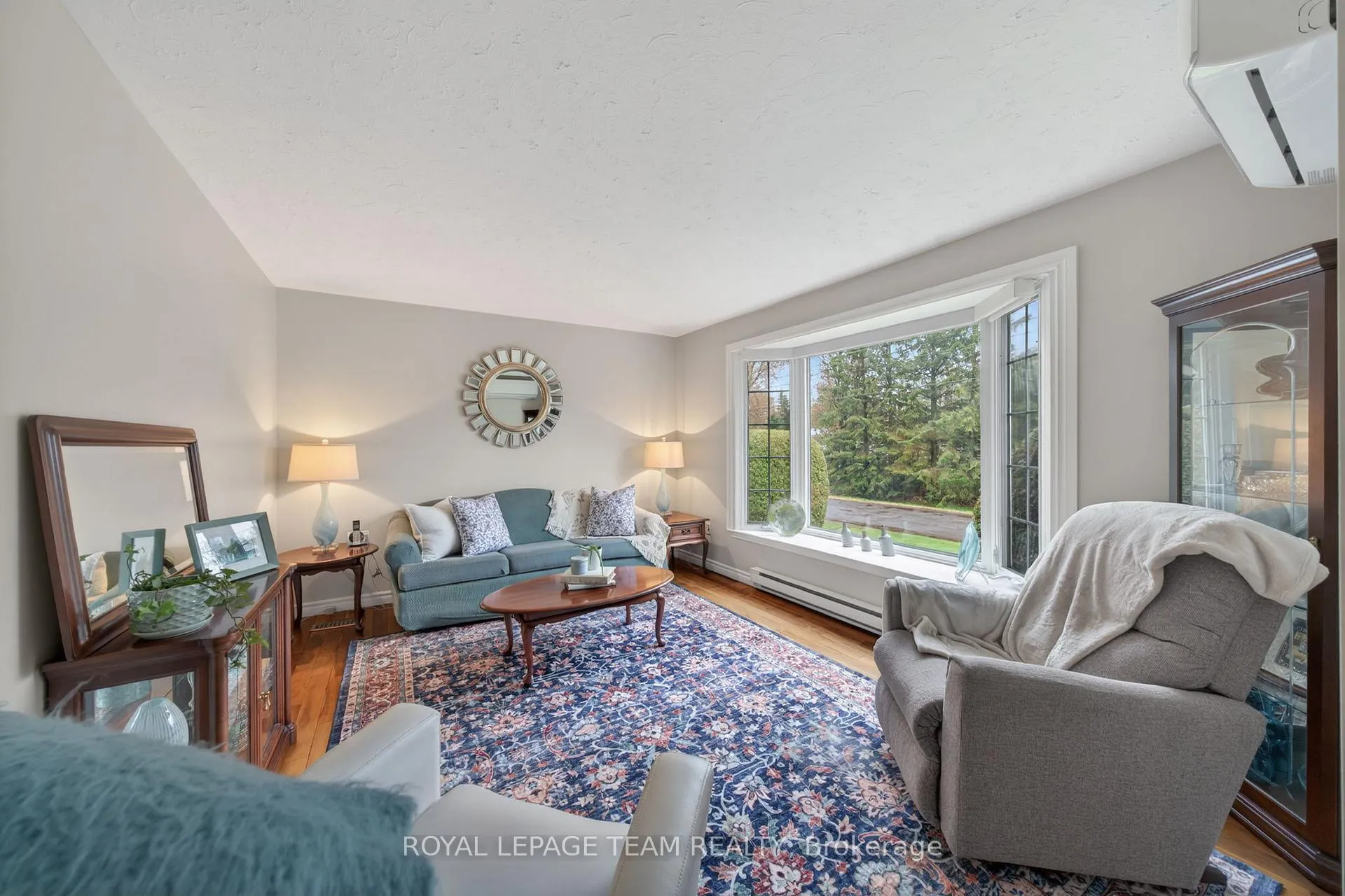 Photo 5 of 1509 Mayrene Crescent, Ottawa, Greely — HOMEH