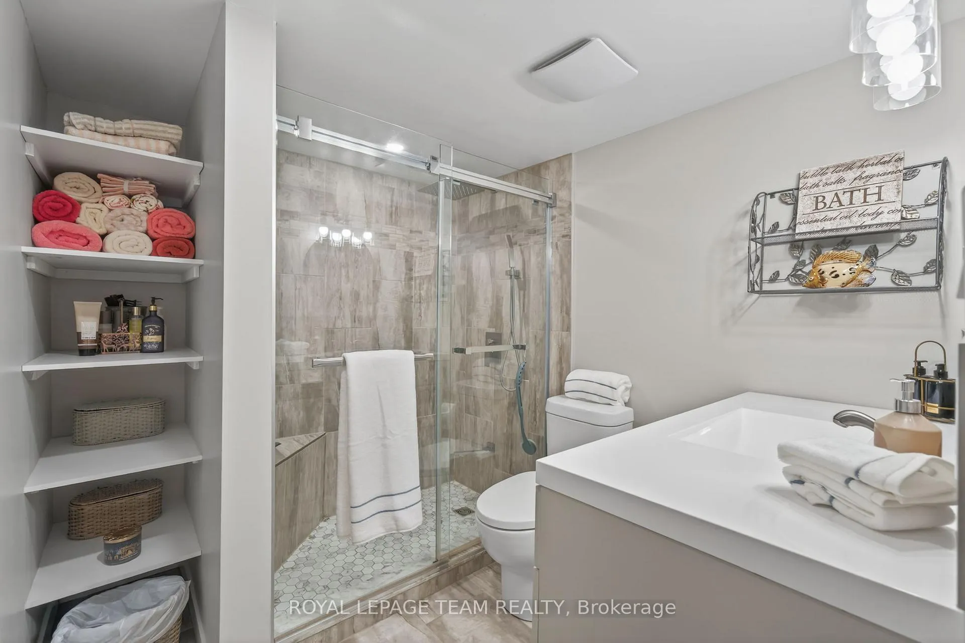 Photo 37 of 1509 Mayrene Crescent, Ottawa, Greely — HOMEH