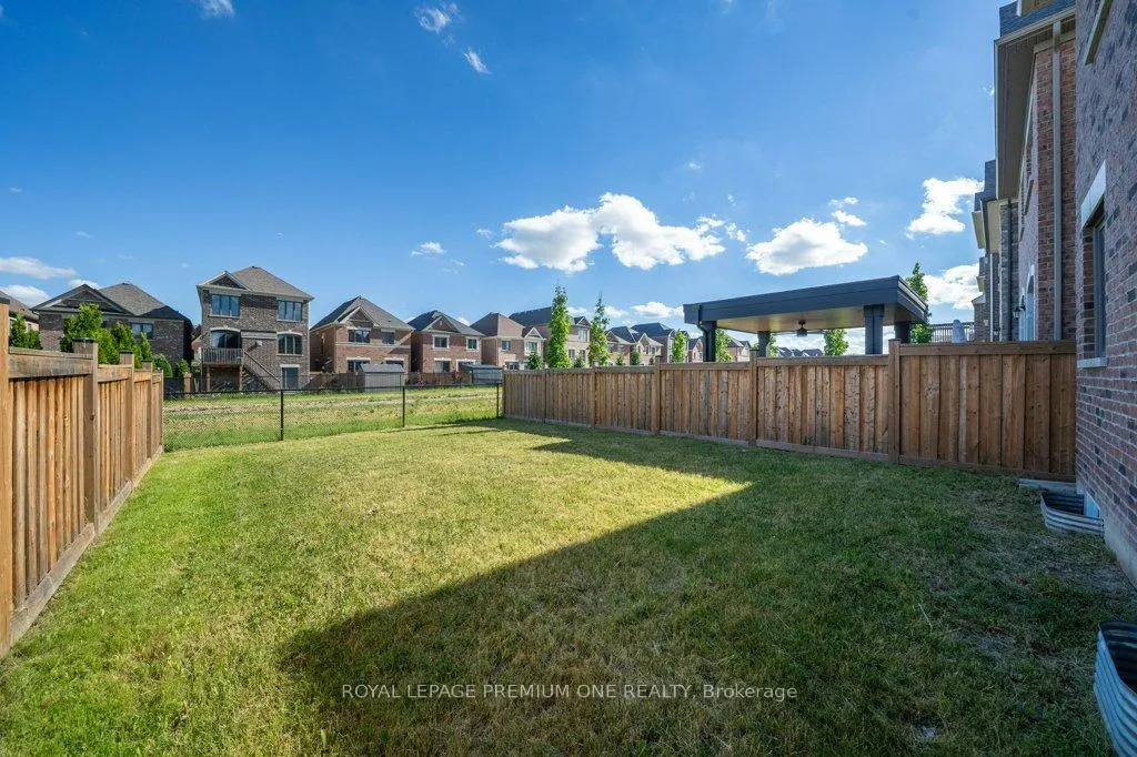 Photo 21 of 53 McMichael Avenue, Vaughan, Kleinburg — HOMEH