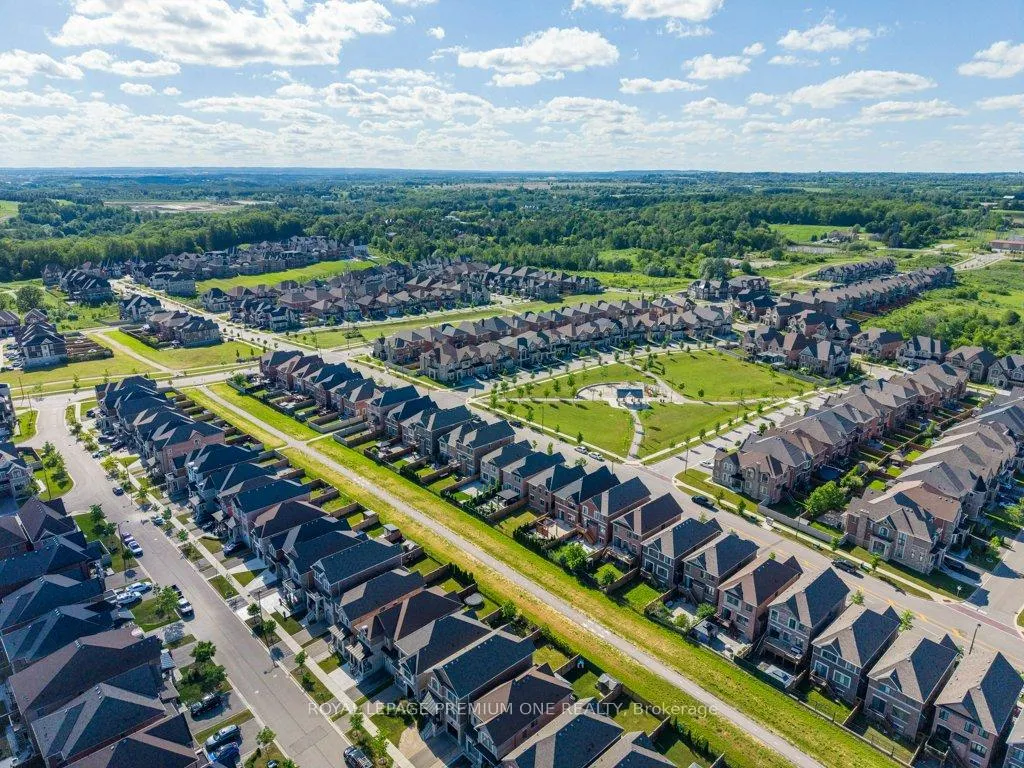 Photo 22 of 53 McMichael Avenue, Vaughan, Kleinburg — HOMEH