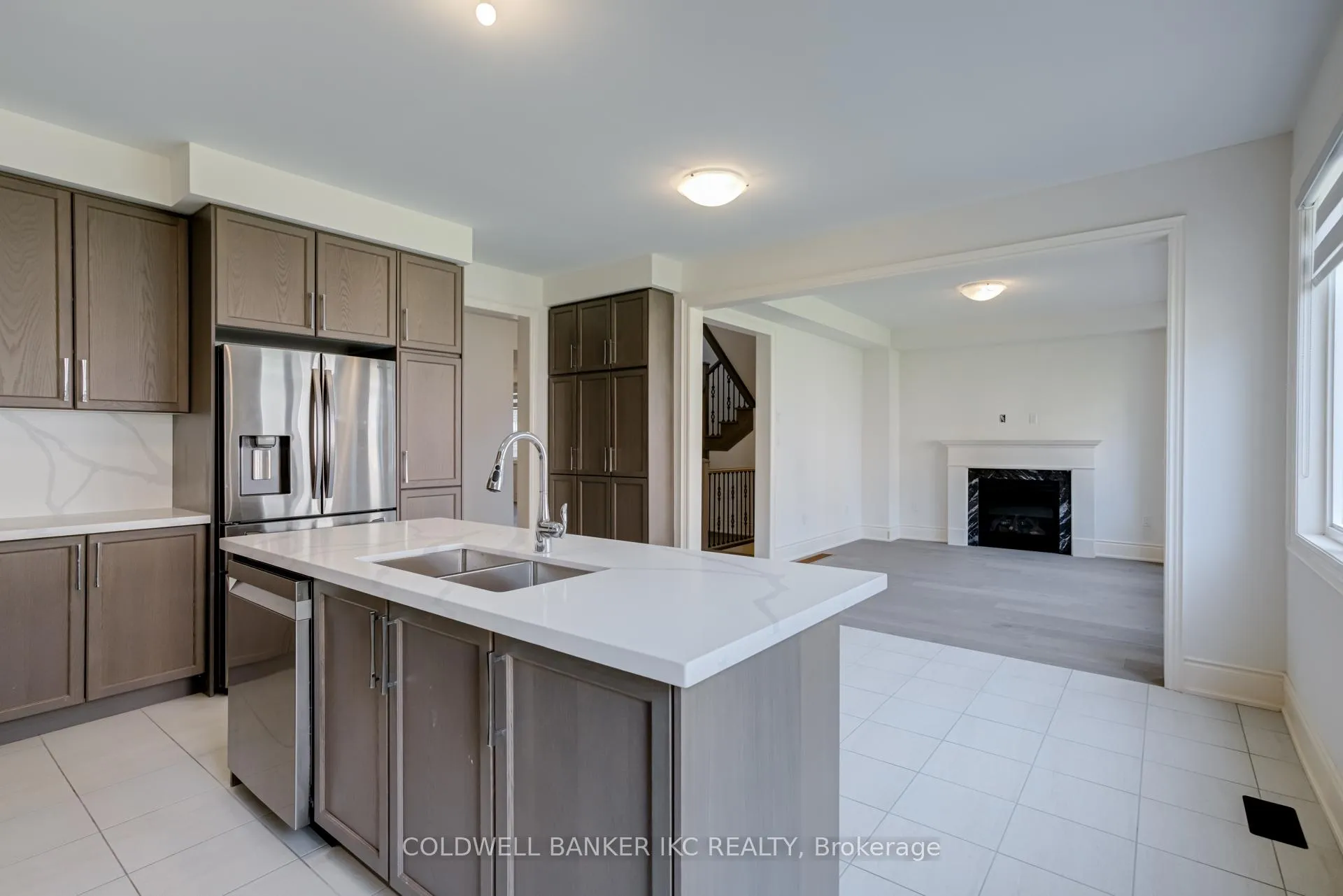 Photo 7 of 195 Great Falls Boulevard, Hamilton, Waterdown — HOMEH