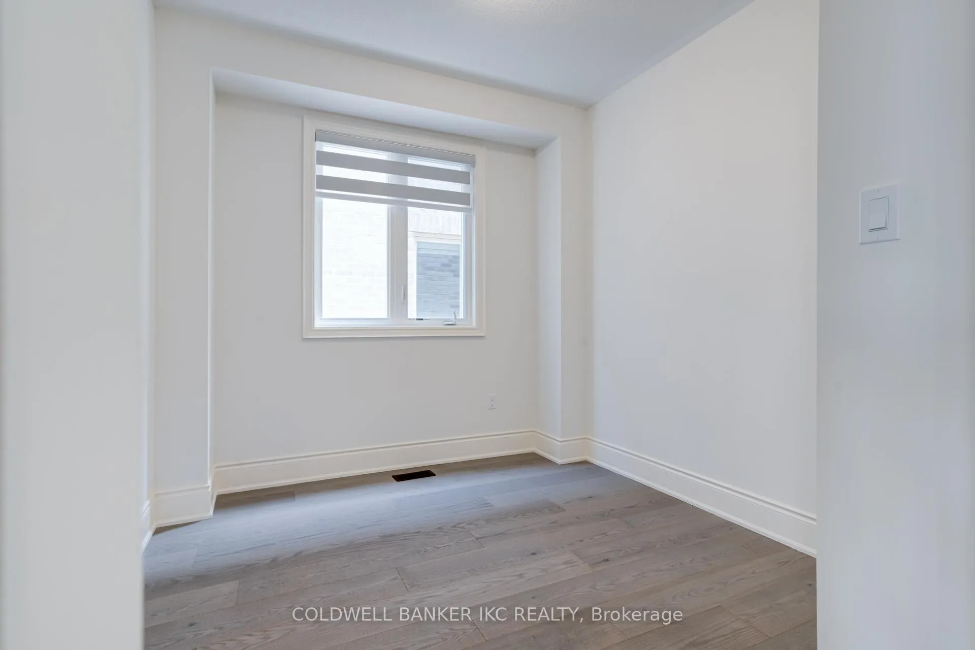 Photo 11 of 195 Great Falls Boulevard, Hamilton, Waterdown — HOMEH