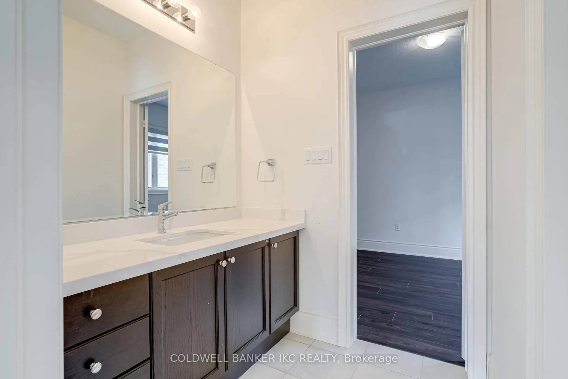 Photo 23 of 195 Great Falls Boulevard, Hamilton, Waterdown — HOMEH