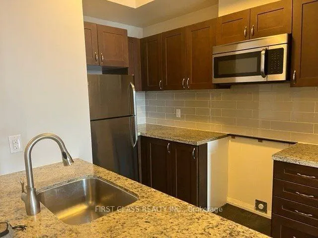Photo 4 of Unit 306, 540 Bur Oak Avenue, Markham, Berczy — HOMEH
