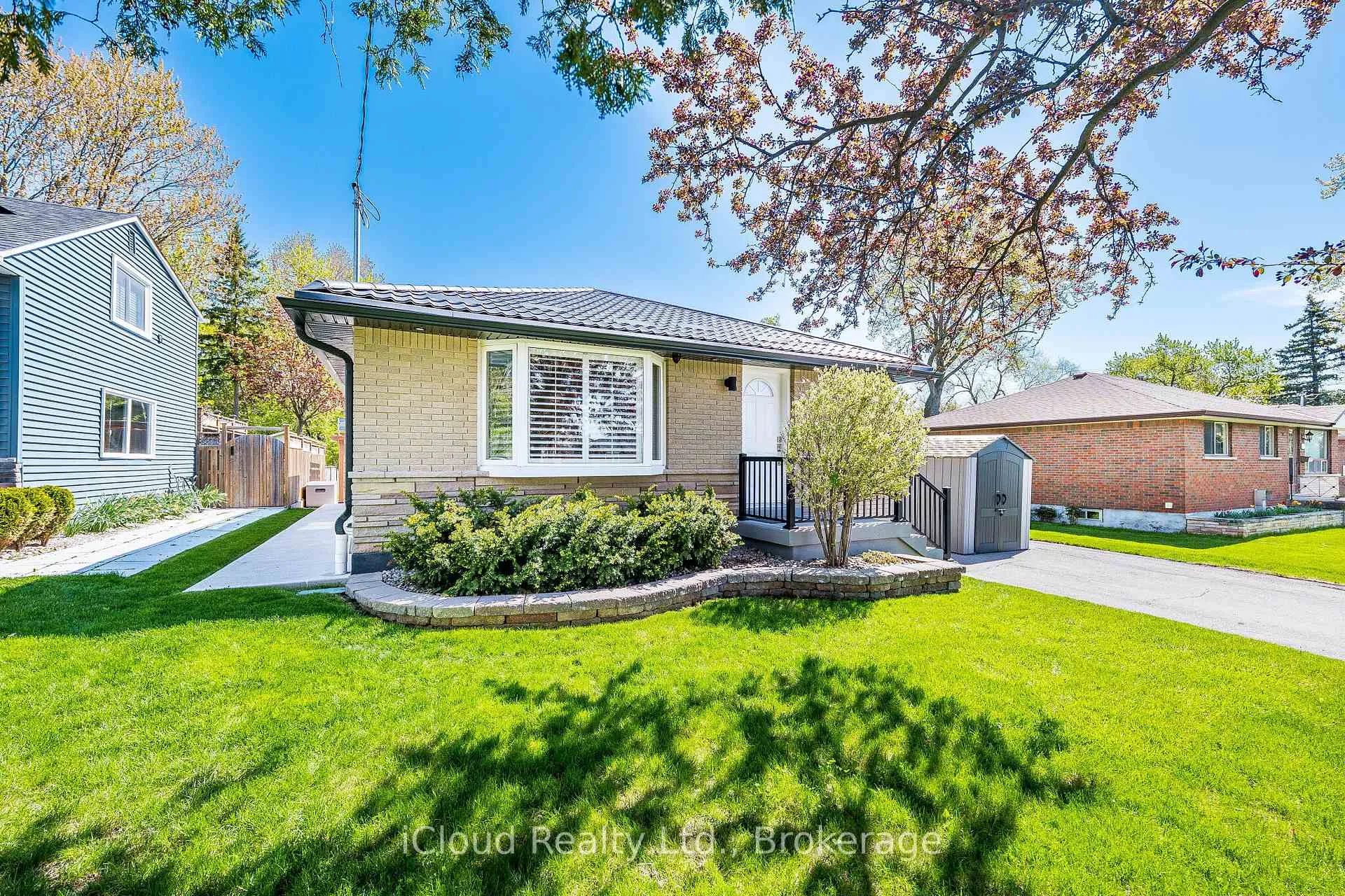 Photo 1 of 1195 Stanley Drive, Burlington, Mountainside — HOMEH