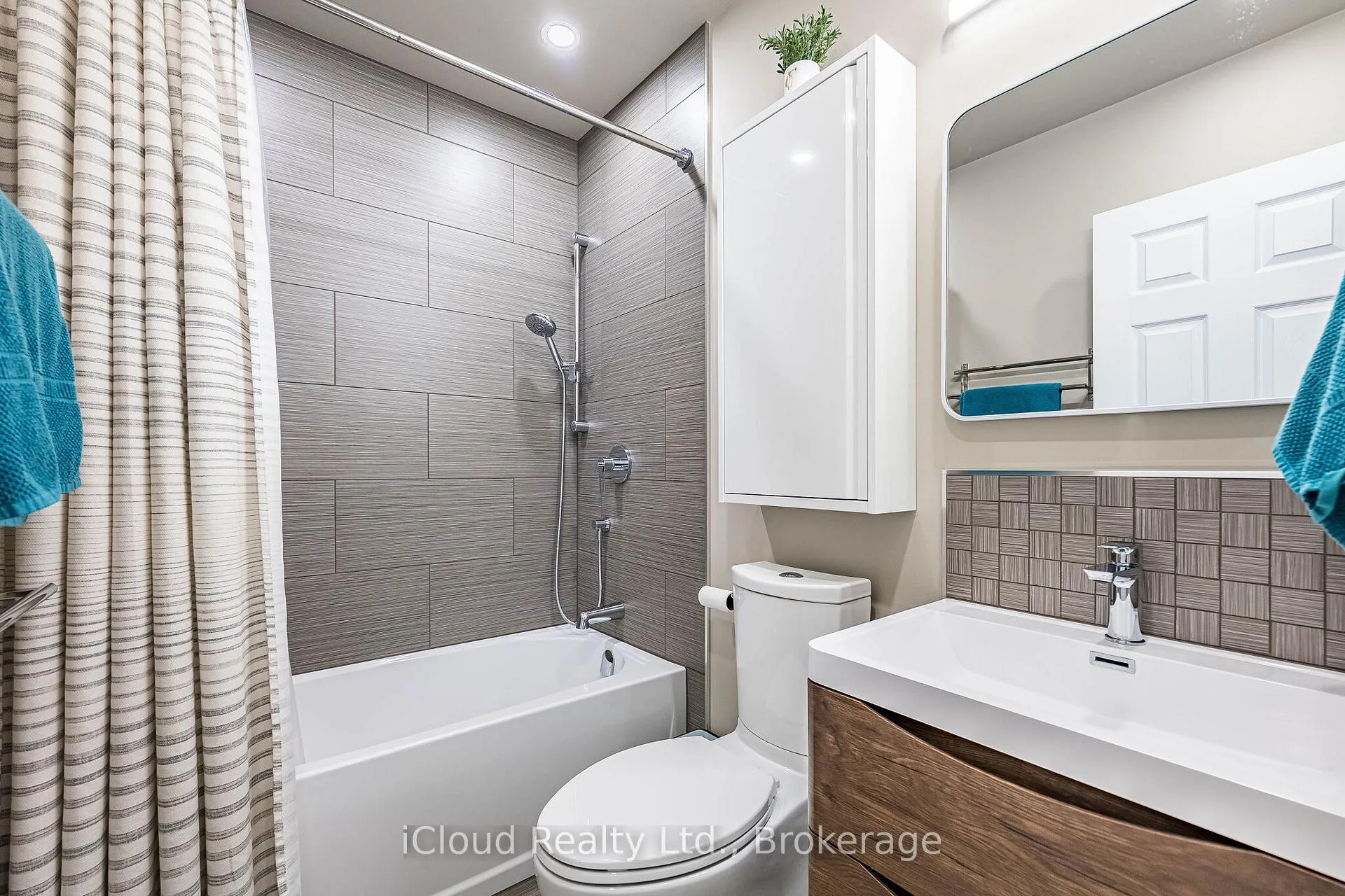Photo 24 of 1195 Stanley Drive, Burlington, Mountainside — HOMEH