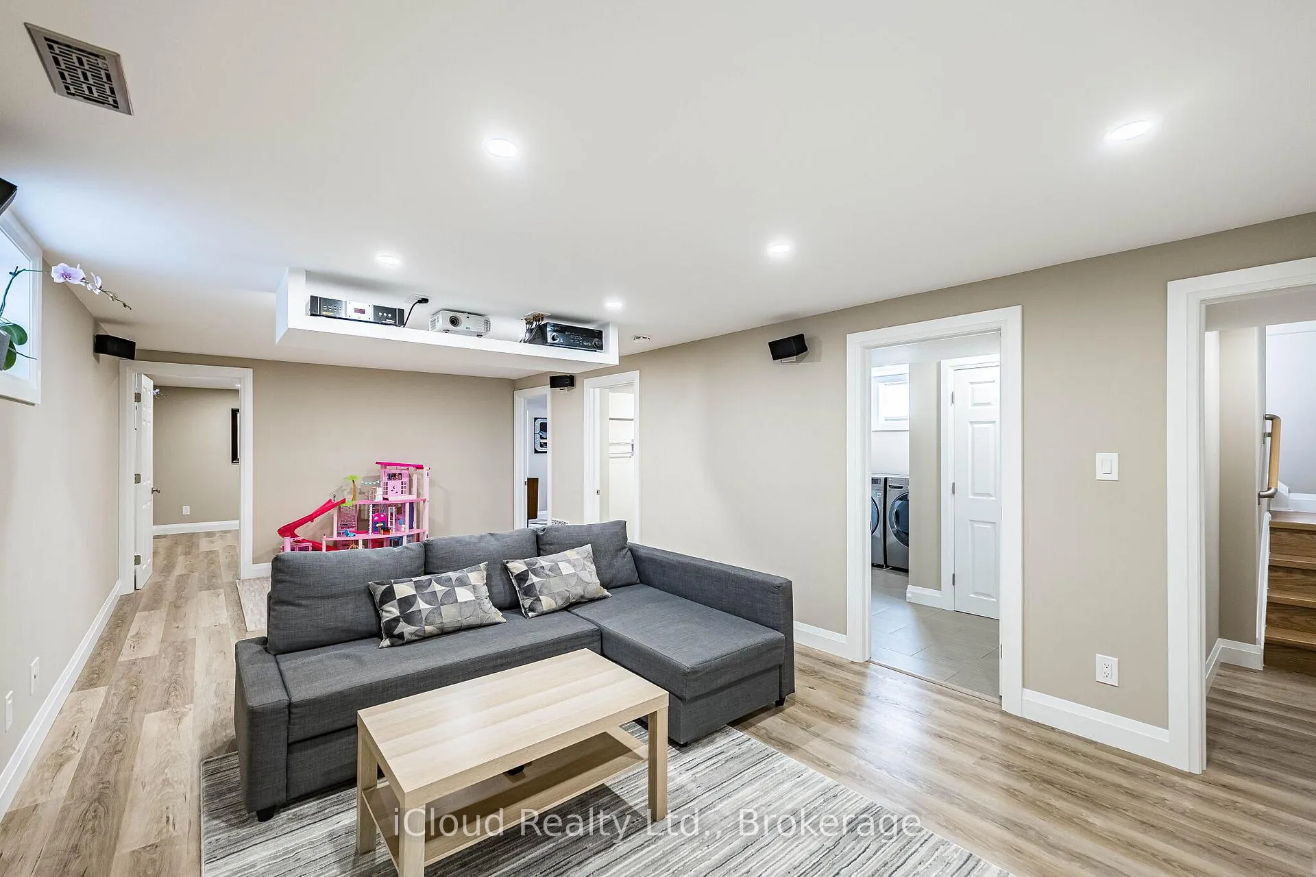 Photo 27 of 1195 Stanley Drive, Burlington, Mountainside — HOMEH