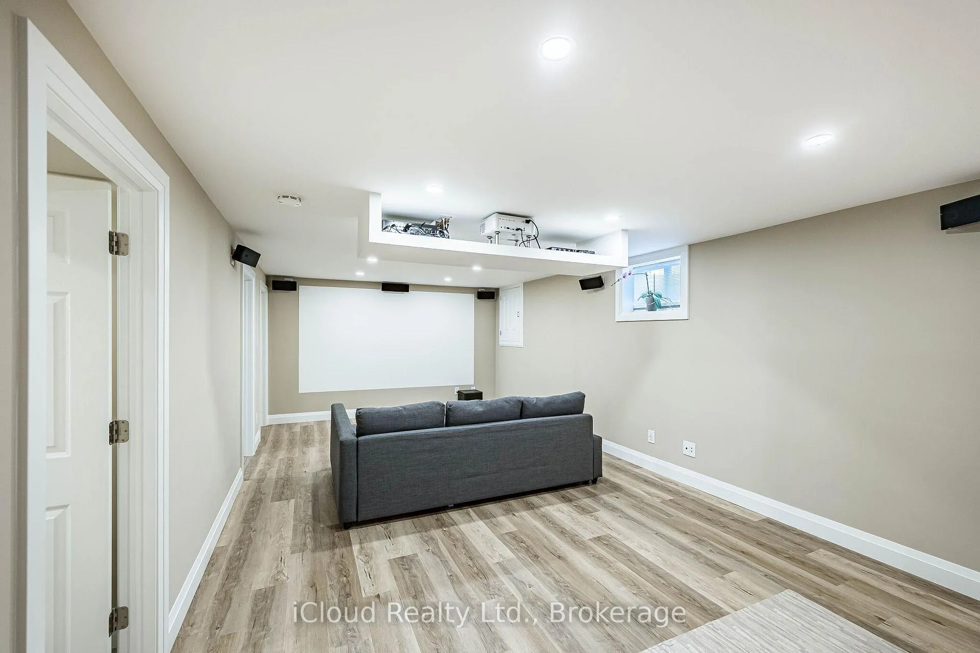 Photo 31 of 1195 Stanley Drive, Burlington, Mountainside — HOMEH