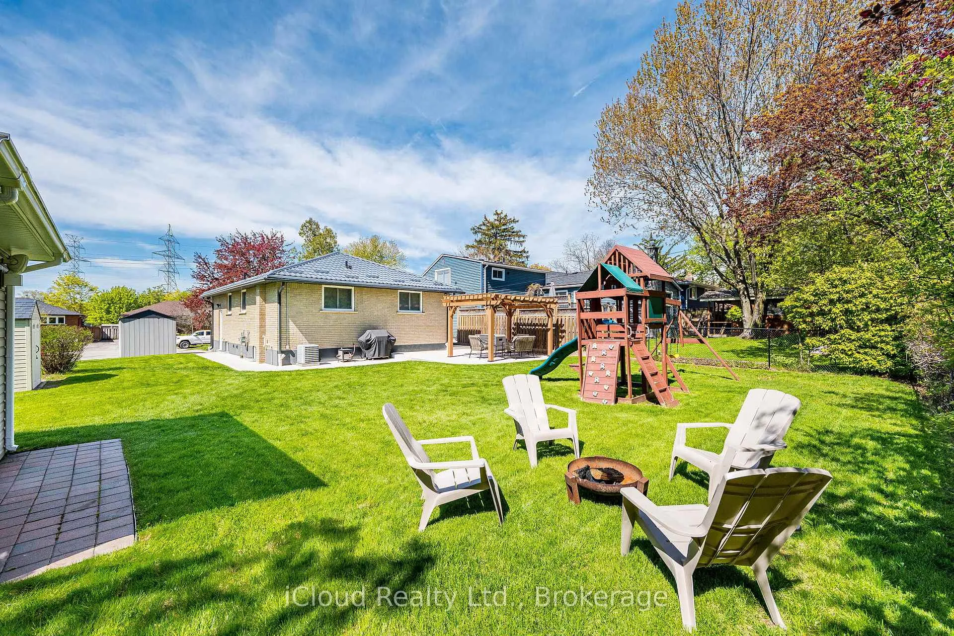 Photo 42 of 1195 Stanley Drive, Burlington, Mountainside — HOMEH