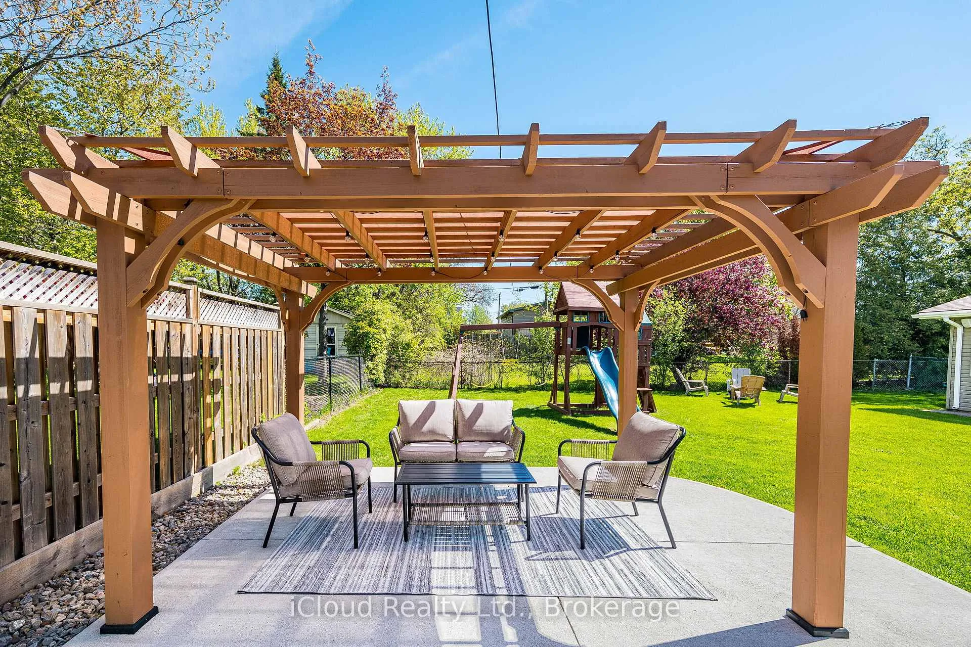 Photo 44 of 1195 Stanley Drive, Burlington, Mountainside — HOMEH