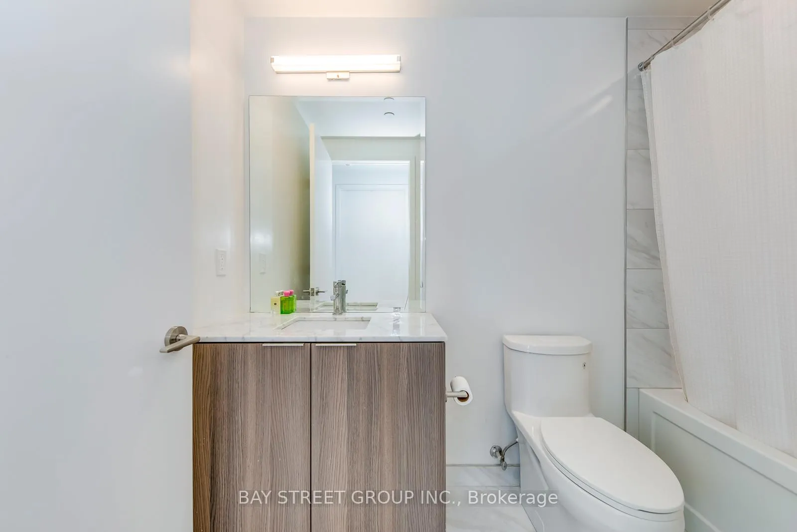 Photo 22 of Unit 2905, 15 Queens Quay E, Toronto, Waterfront Communities — HOMEH