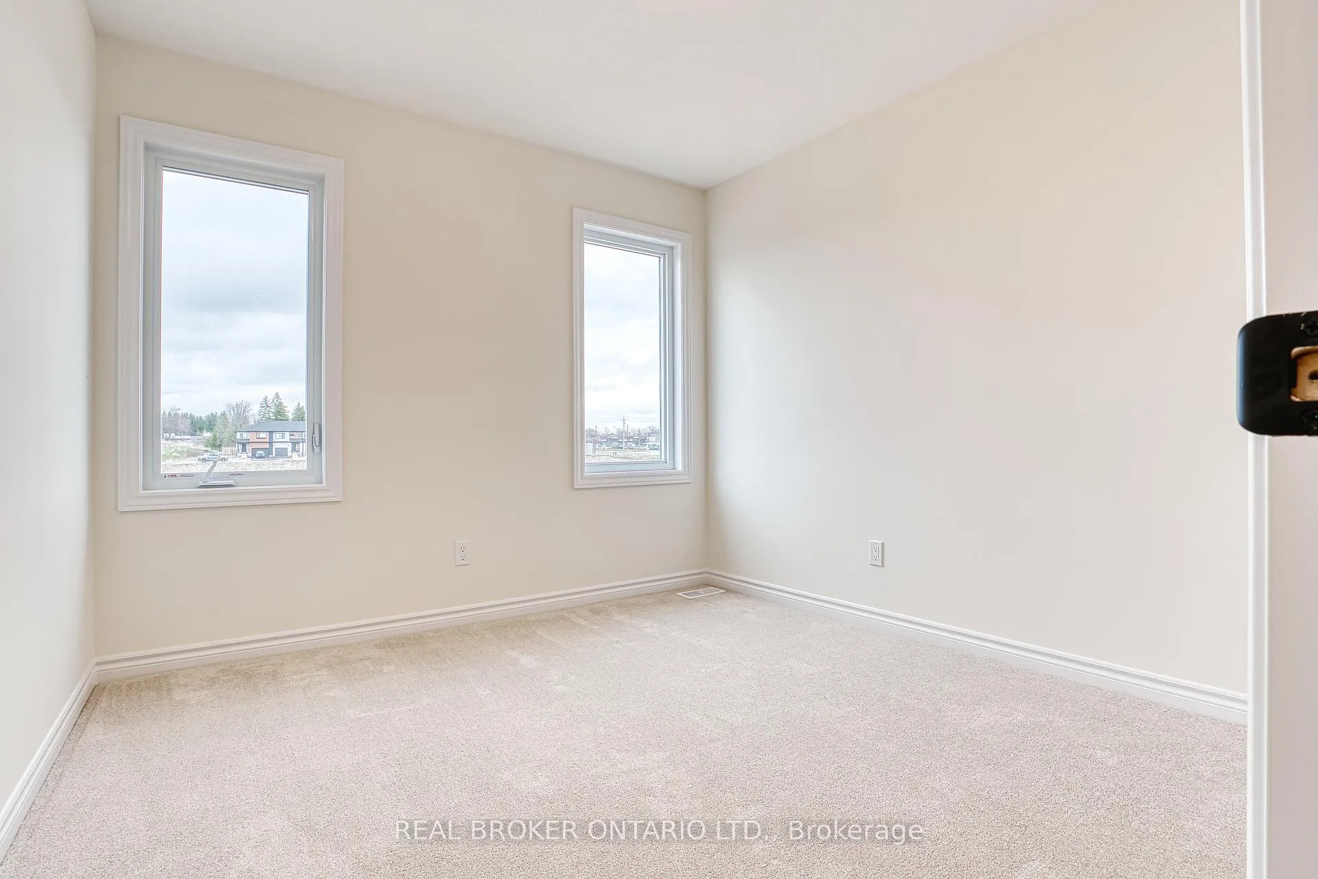 Photo 15 of 30 Ford Drive, Stratford — HOMEH
