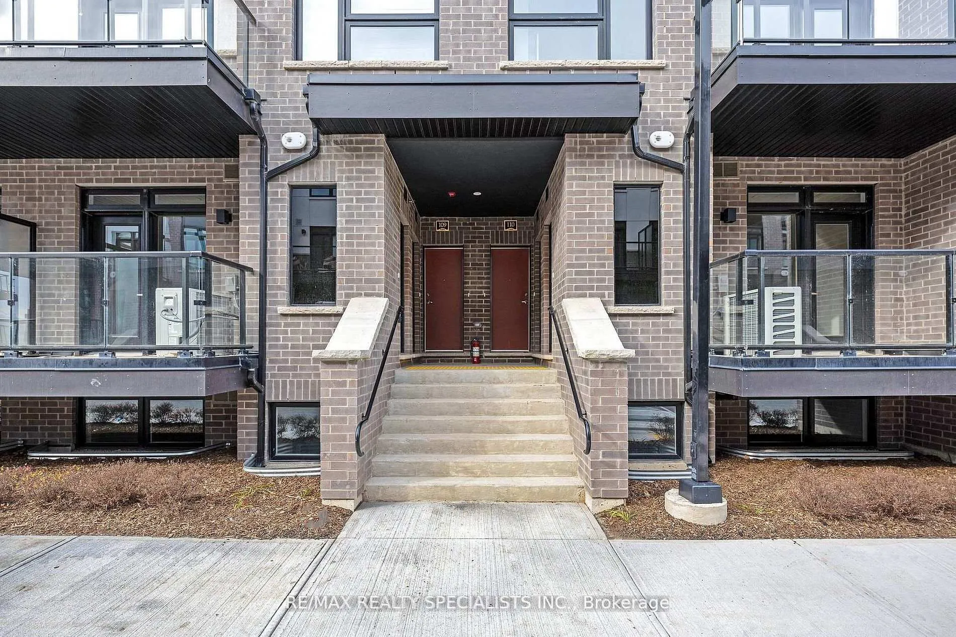 Photo 4 of Unit 108, 1569 Rose Way, Milton, Cobban — HOMEH