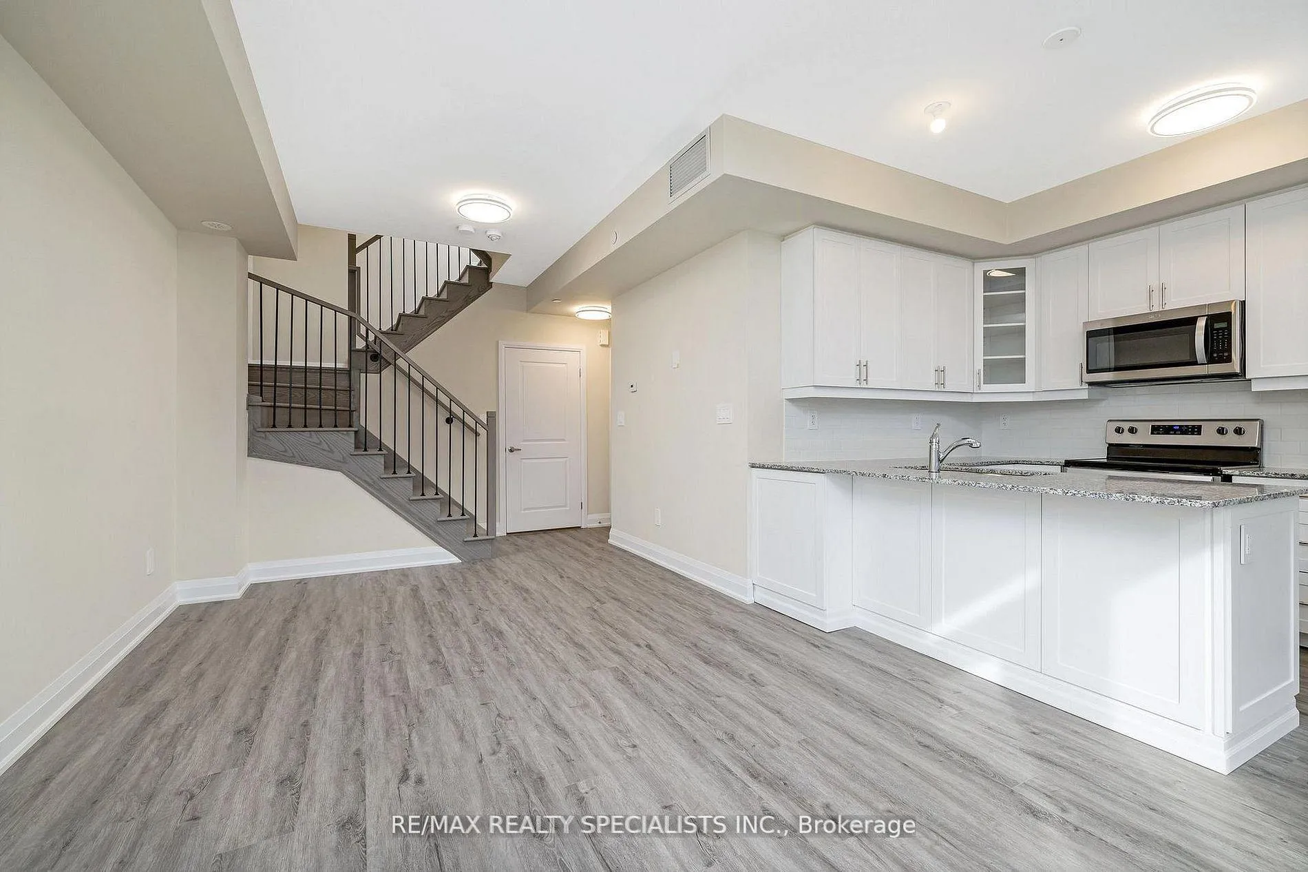 Photo 10 of Unit 108, 1569 Rose Way, Milton, Cobban — HOMEH