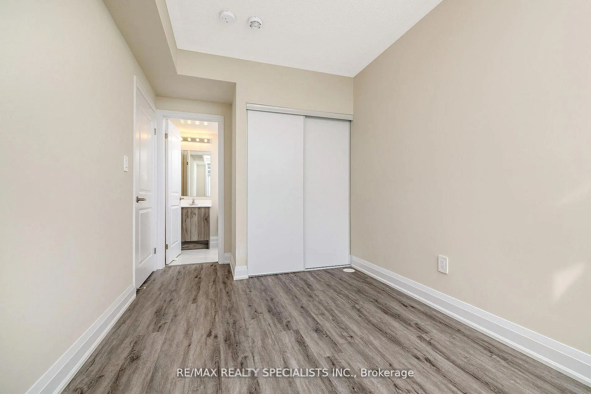 Photo 24 of Unit 108, 1569 Rose Way, Milton, Cobban — HOMEH