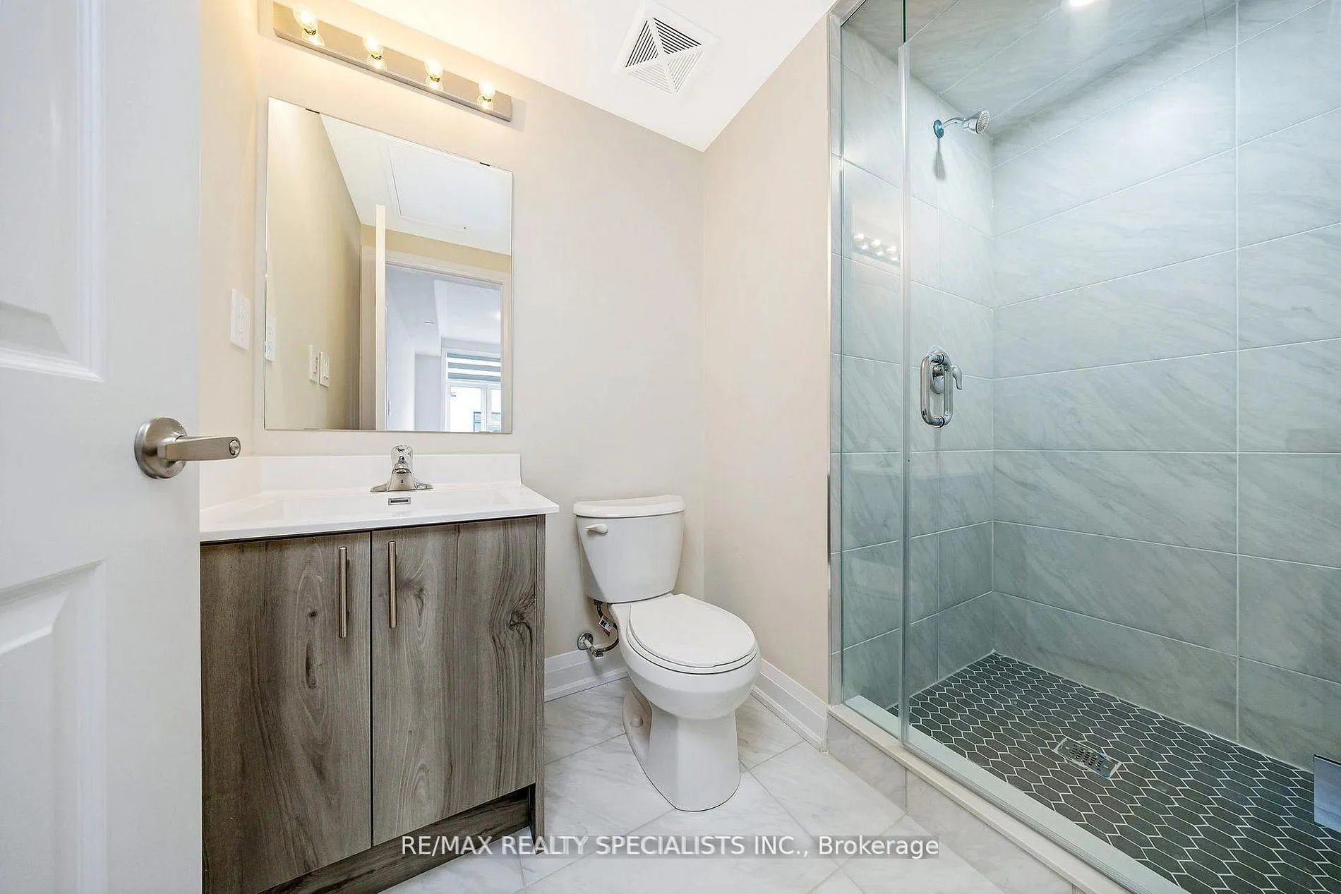 Photo 25 of Unit 108, 1569 Rose Way, Milton, Cobban — HOMEH