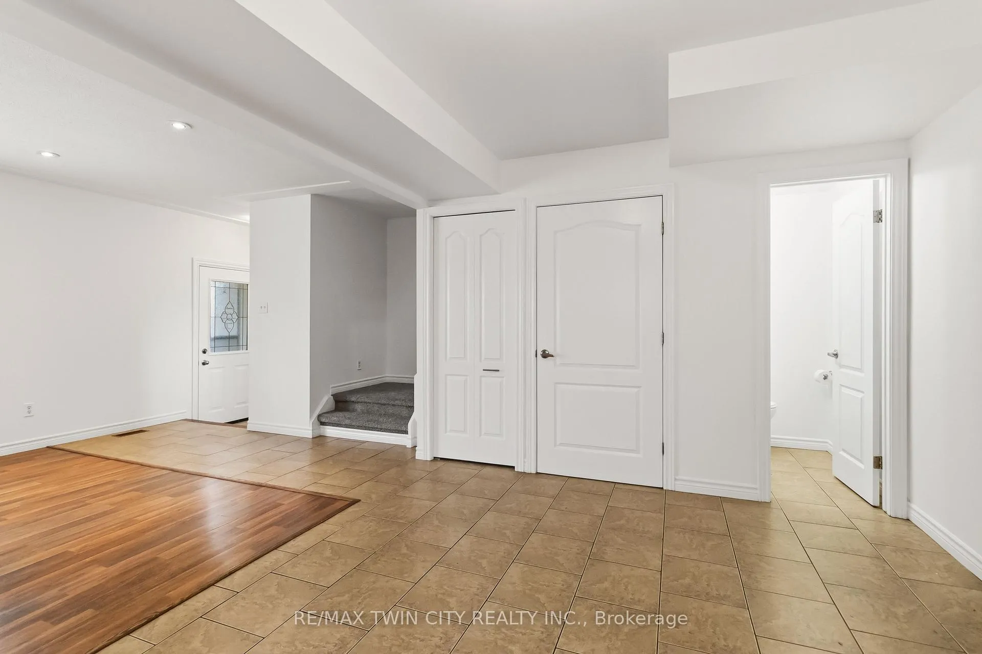 Photo 13 of Unit C, 51 Metcalfe Crescent, Brantford, North Park/Wood St. — HOMEH