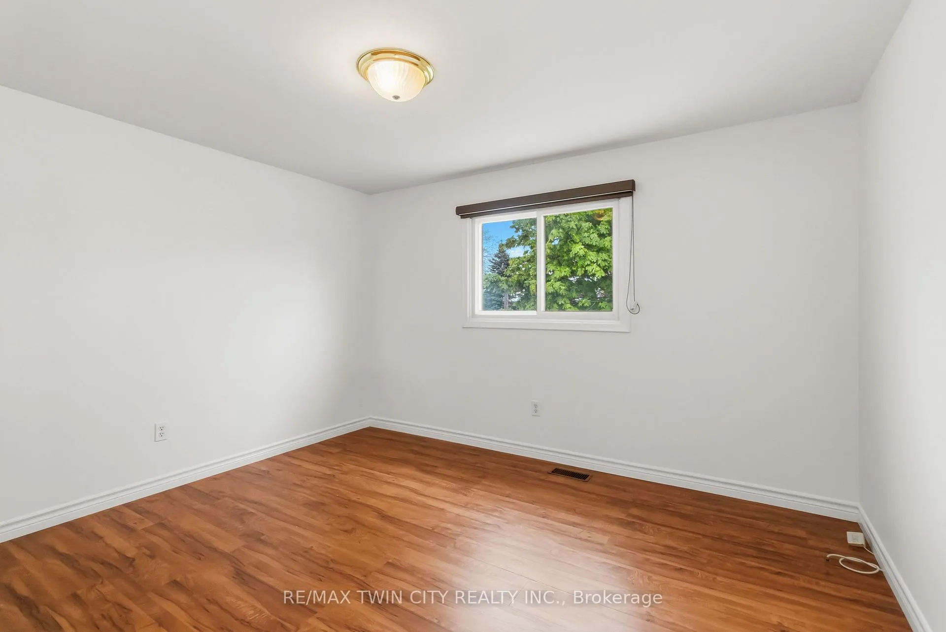 Photo 22 of Unit C, 51 Metcalfe Crescent, Brantford, North Park/Wood St. — HOMEH