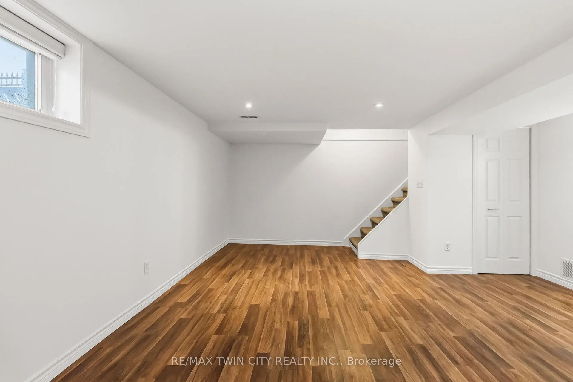 Photo 26 of Unit C, 51 Metcalfe Crescent, Brantford, North Park/Wood St. — HOMEH