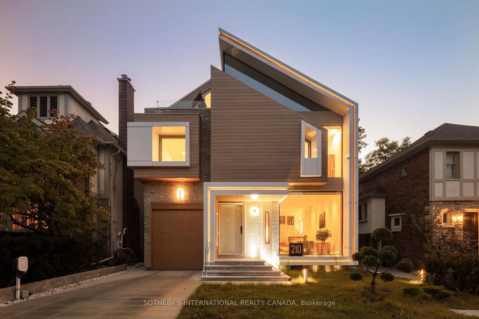 Photo 2 of 210 Glenayr Road, Toronto, Forest Hill South — HOMEH
